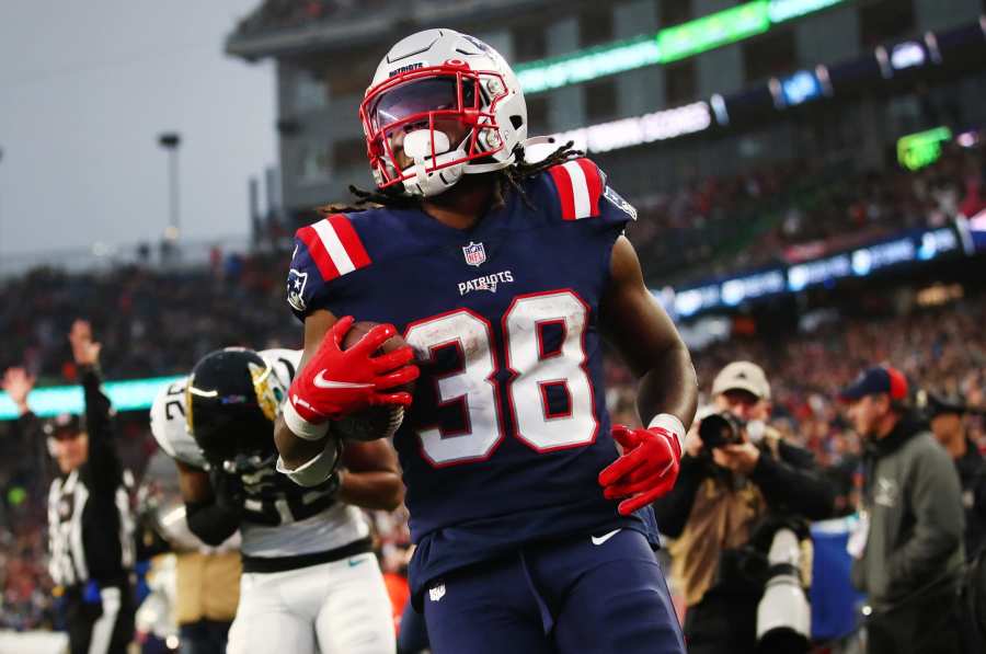 Fantasy Alert: Rhamondre Stevenson Praised as 3-Down RB by Patriots' Bill  Belichick, News, Scores, Highlights, Stats, and Rumors