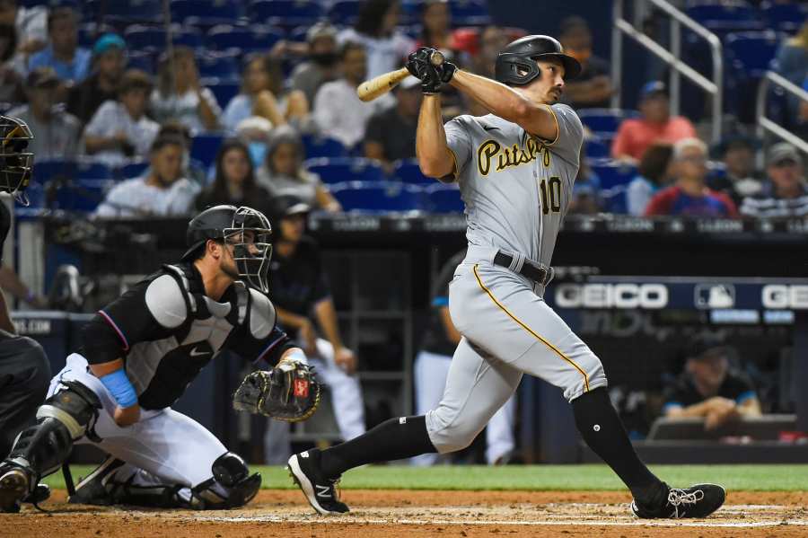Bleeding Yankee Blue: TALKS WITH THE PIRATES FOR BRYAN REYNOLDS STILL A  REAL THING