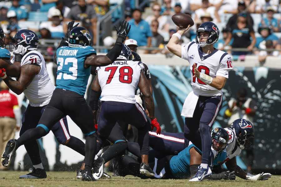 Jaguars looking for a jolt on offense in clash vs. Texans