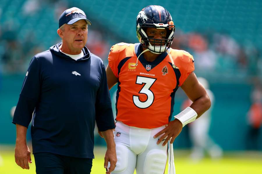 Fans Question Refs on Russell Wilson, Broncos' Failed 2-Point