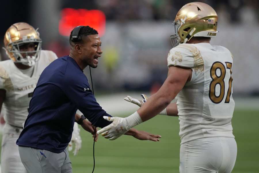 Notre Dame's jerseys make them losers no matter the score