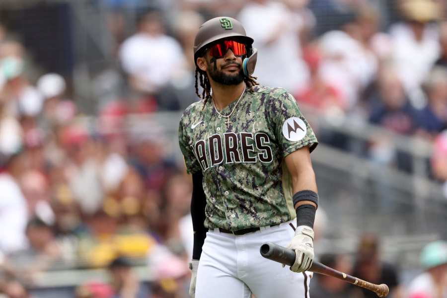 Houston Astros' LJ Hoes hit a game-winning home run for his mom on her  birthday - Sports Illustrated