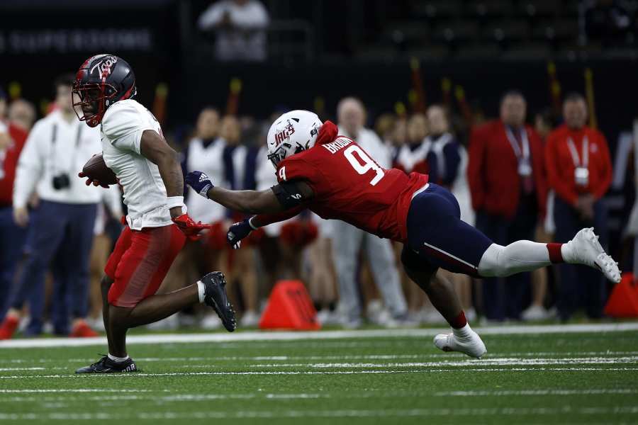 Frank Gore Jr. sets FBS bowl rushing record with 329 yards as Southern Miss  pulls away in LendingTree Bowl 