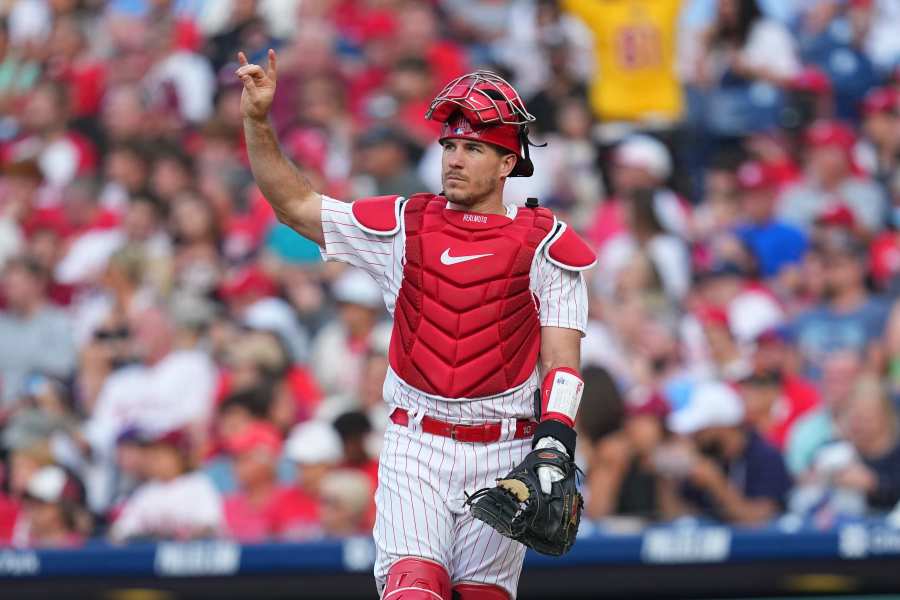 Philadelphia Phillies Catcher J.T. Realmuto Wins Second Career Gold Glove  Award - Sports Illustrated Inside The Phillies