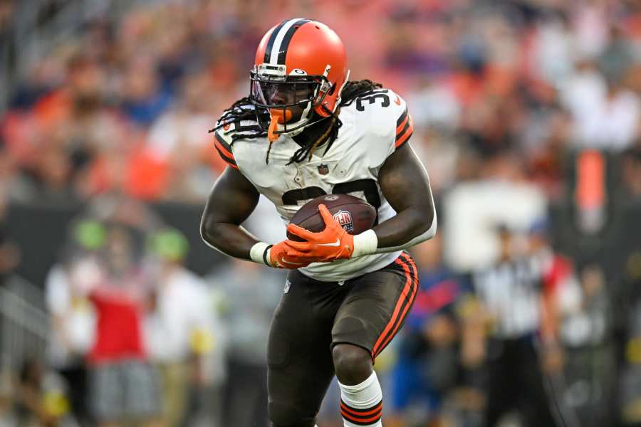 Browns new LB Deion Jones won't be activated for Patriots game