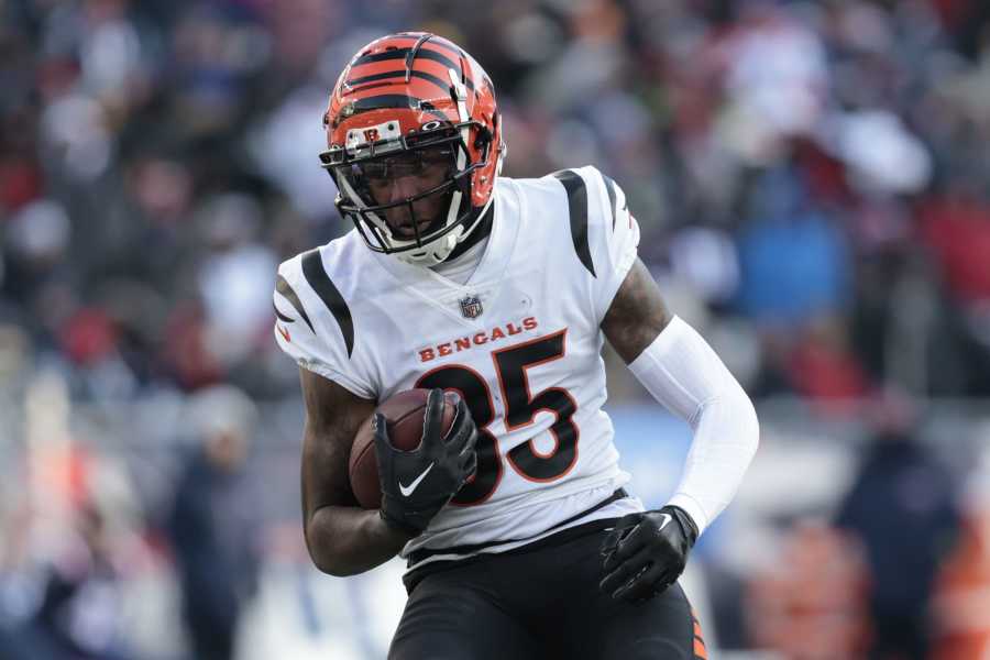 Tee Higgins trade talk silenced by Bengals GM Duke Tobin at NFL Combine –  NBC Sports Chicago