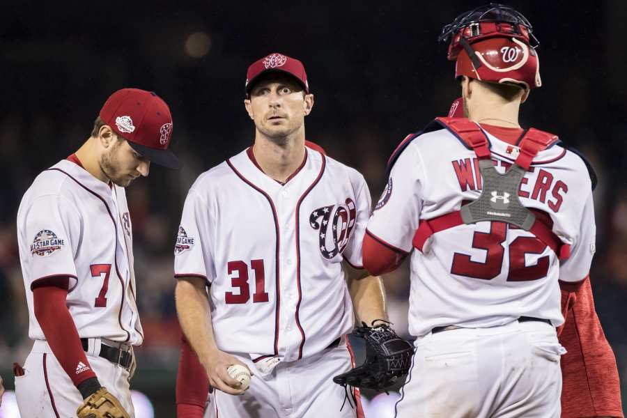 Angels narrowly lose to Mets in trying to sign catcher James McCann