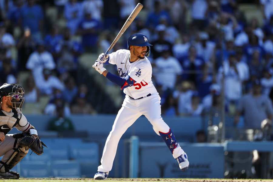 Los Angeles Dodgers third basemen Justin Turner (10) looks on during an MLB  regular season game against the San Francisco Giants, Tuesday, May 3, 2022,  in Los Angeles, CA. (Brandon Sloter/Image of