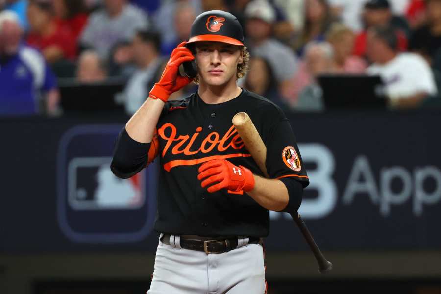 Burnes, Brewers put SF Giants' bats to sleep in double-header sweep