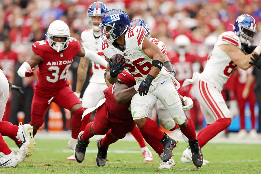 Cardinals take advantage of another Patriots fumble to narrow the gap - NBC  Sports