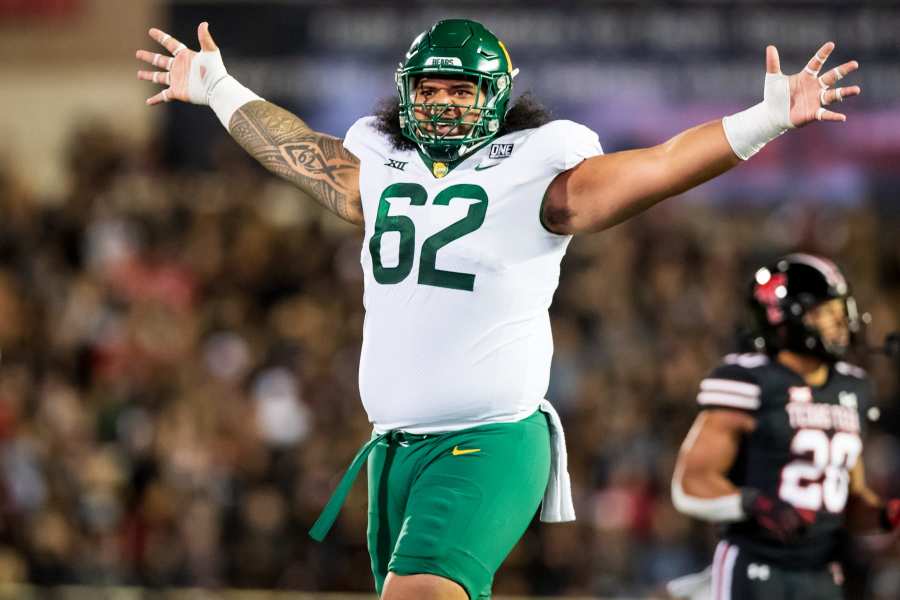 2021 NFL Mock Draft: San Francisco 49ers select QB Trey Lance, Denver  Broncos trade up for Justin Fields in Mike Renner's final mock draft, NFL  Draft