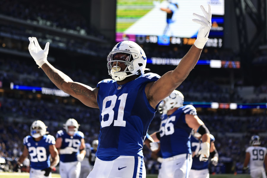 Watch: Colts celebrate touchdown with simulated keg stand