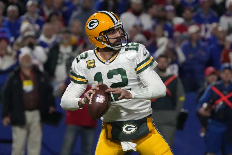 NFL Week 9 Consensus Picks: Bookies Battle Contestants on Pack