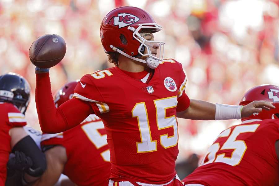 Week 11 AP NFL Power Rankings: Chiefs, Steelers best, Saints top NFC -  Arrowhead Pride