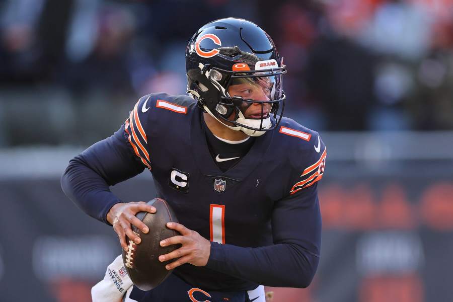 NFL DFS Week 17 Main Slate Picks Breakdown: Load Up on Bears-Lions