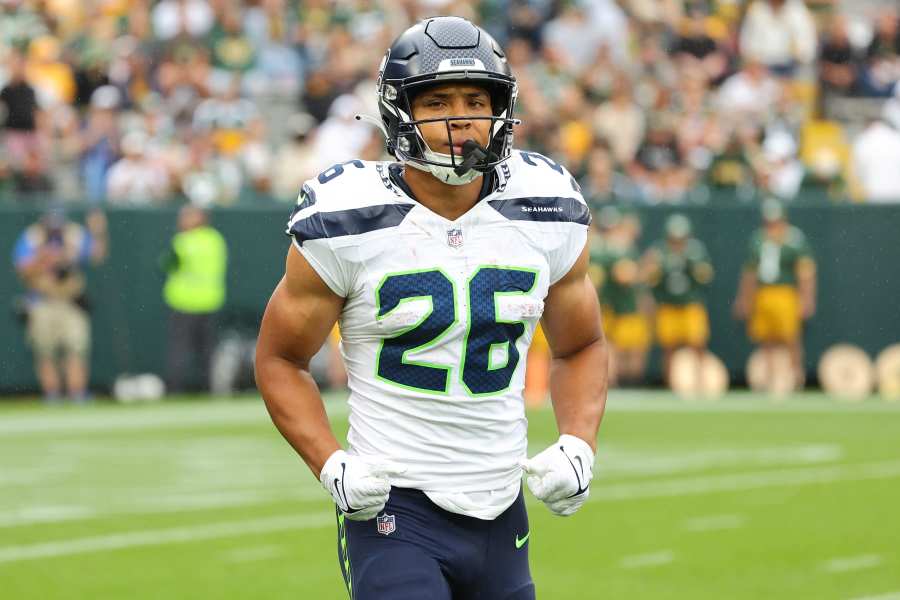 TOP 10 MUST HAVE PLAYERS - 2023 Fantasy Football Advice 