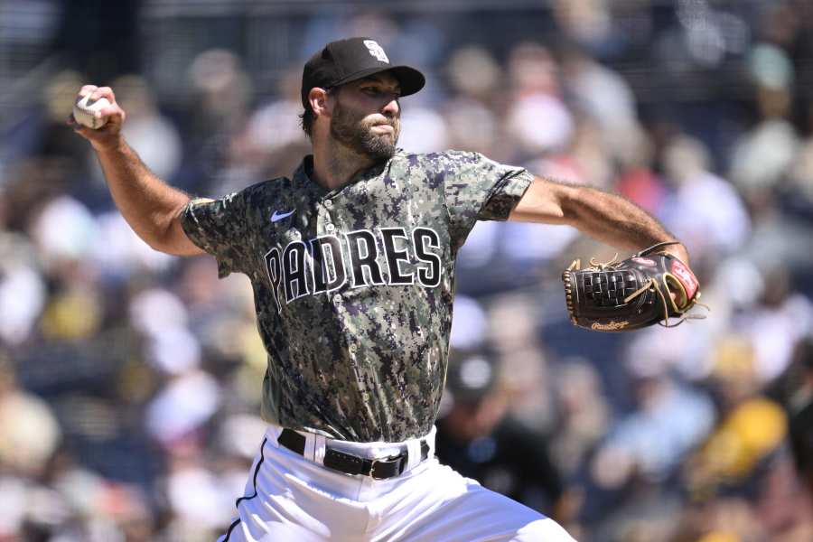 Pitcher Nick Martinez returns to Padres on 3-year, $26 million deal