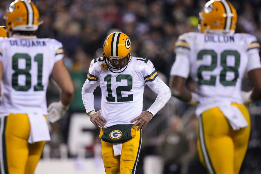 Will the Packers bench Aaron Rodgers for Jordan Love? Why veteran's  contract could prevent Green Bay QB change