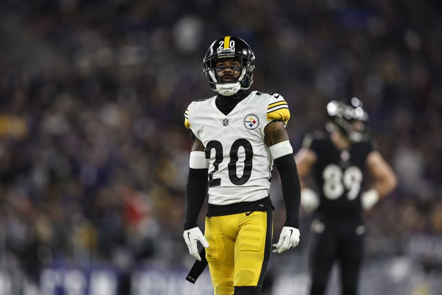 Last minute moves the Pittsburgh Steelers can make in free agency