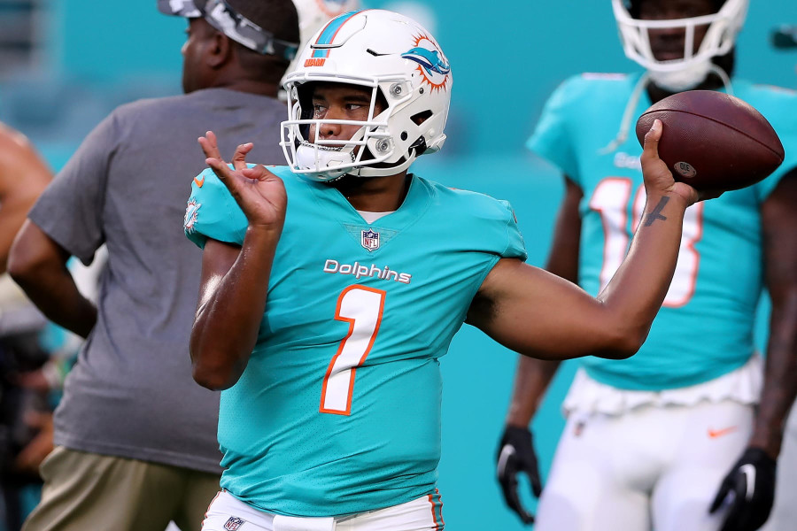 A Look at Sportsbooks' Projected Win Totals for the Dolphins 2022