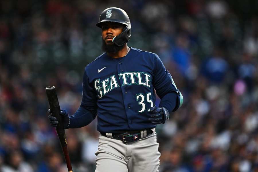 Has Mariners' Teoscar Hernandez finally turned a corner after slow start?