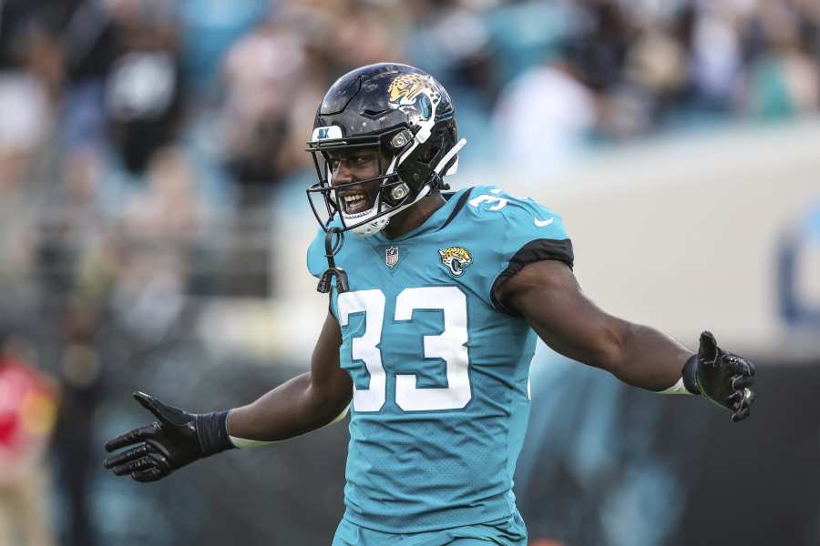 Jaguars Devin Lloyd Makes Projected All-Rookie Team 