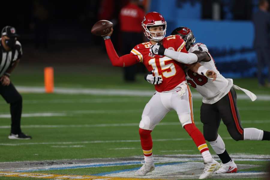 Chiefs all but ended Rams' chance at Super Bowl repeat. Did K.C.'s  dominance also poke holes in L.A.'s long-term philosophy?