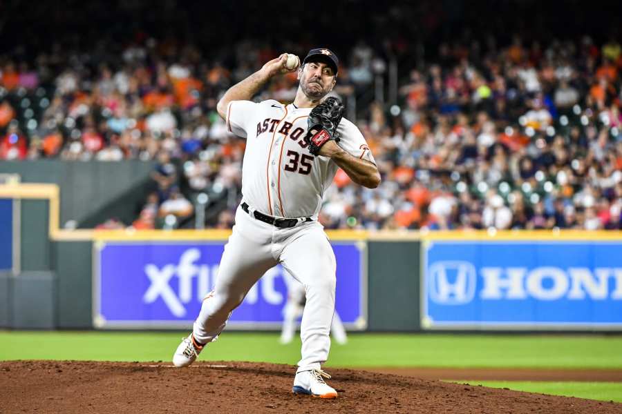 Alvarez hits 3-run homer after Syndergaard exits with injury as Astros beat  Guardians 7-3