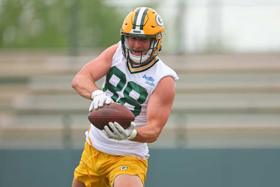 Green Bay Packers Sign 2nd Round Tight End Luke Musgrave, Waive Center  after Signing Quarterback