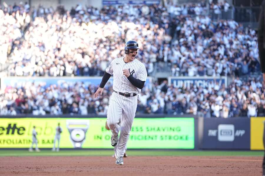 Anthony Rizzo socks first New York Yankees homer (VIDEO)