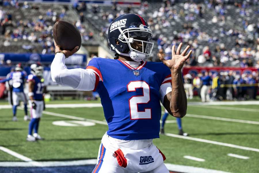 The Giants Need a Change in the Uniform Department, and the Answer Isn't  Far Away - New York Sports Nation