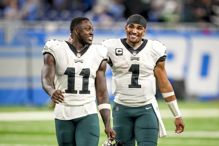 Adams-Carr, Hill-Tua highlight best new QB-WR duos in NFL