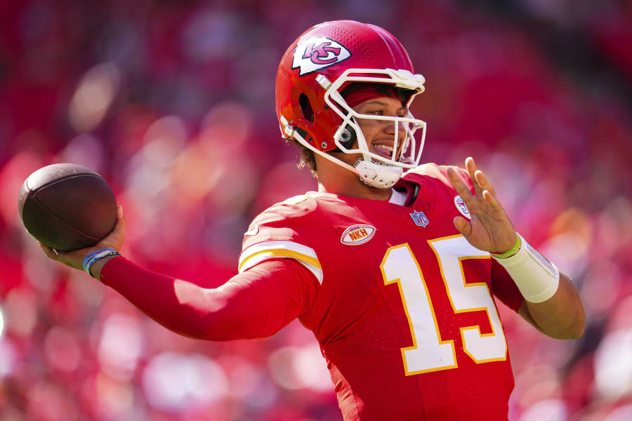 No Rodgers, But Plenty Of Hype For Chiefs-Jets Game