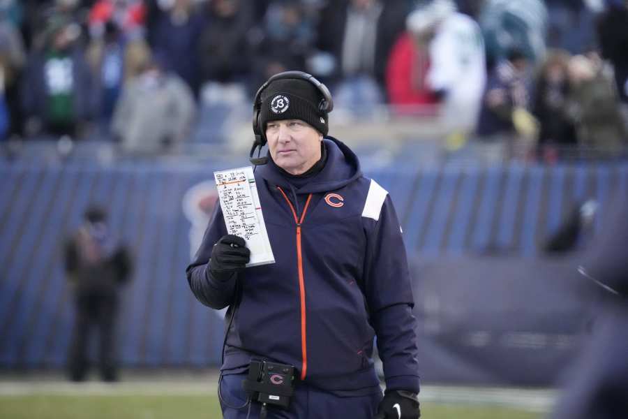 Insider: Some GMs 'fairly convinced' Bears will trade Fields