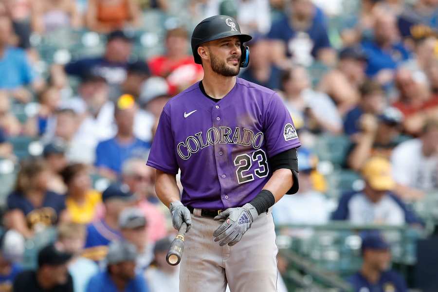 Game-Used Jersey: Yasmani Grandal #10 Opening Day 2019 (3/28)