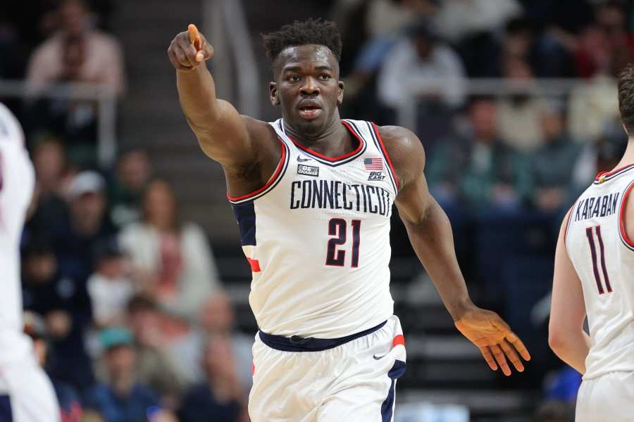 Lakers Draft Workouts: UConn's Adama Sanogo, 2023 NCAA Tournament Most  Outstanding Player, Headlines Latest Group