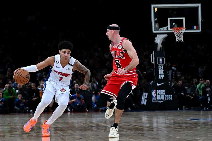 Alex Caruso - Chicago Bulls - International Games (Paris) - Game-Worn Icon  Edition Jersey - 2022-23 NBA Season