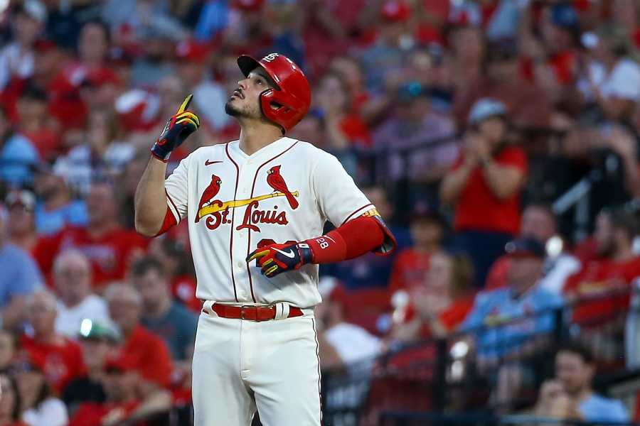 Cardinals' dismal season dips below Pirates