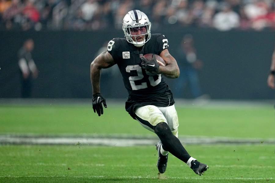 Las Vegas Raiders draft 2022: Modest trade-up possibilities - Silver And  Black Pride