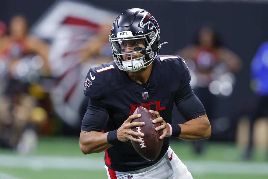 Who should the Falcons pick at #4 if QB isn't on the table? - The