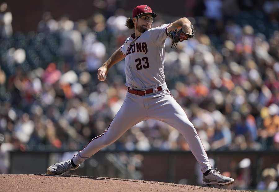 Cardinals back at .500 mark after 100 games, defeat Reds 10-6