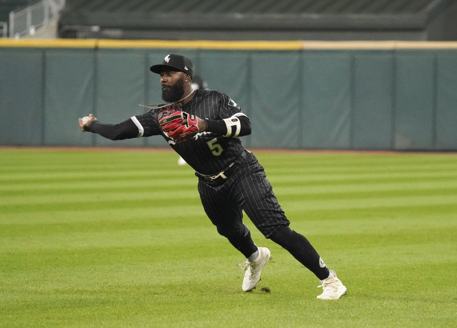 Josh Bell, Guardians Reportedly Agree to 2-Year, $33M Contract in