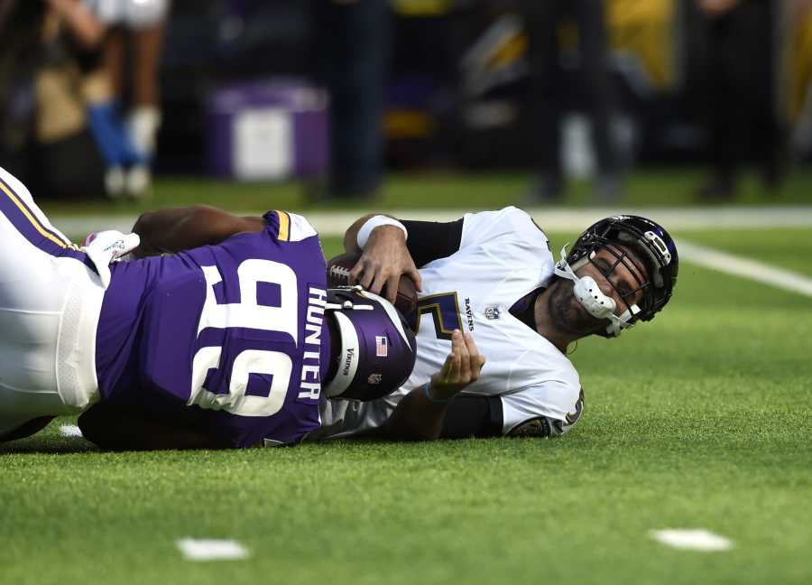 Danielle Hunter Trade Rumors: Landing Spots for Vikings EDGE Include the  Panthers, Jaguars, and Ravens