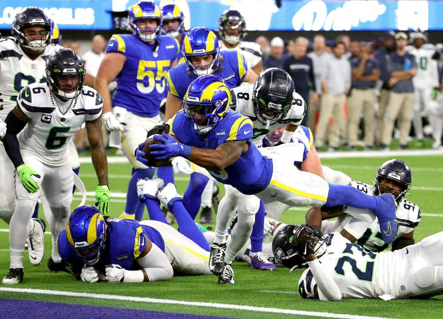 Battle of L.A. between Rams, Chargers missing luster