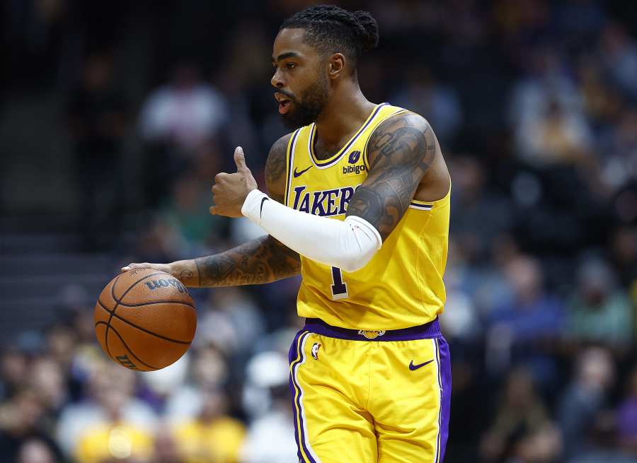 Lakers pushing LeBron James' minutes has clear risks