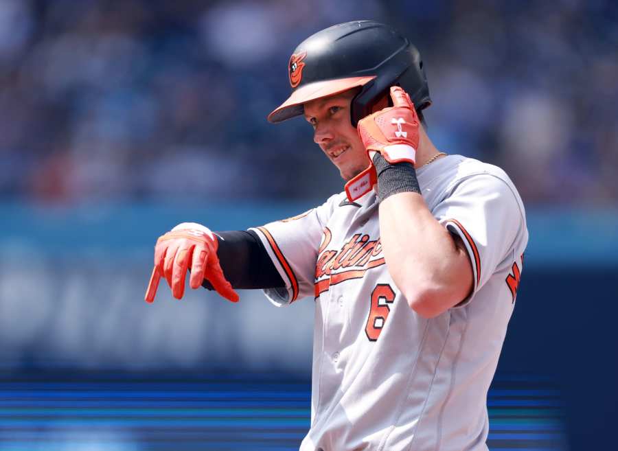 Pete Alonso or Matt Olson in 2020? - Fake Teams