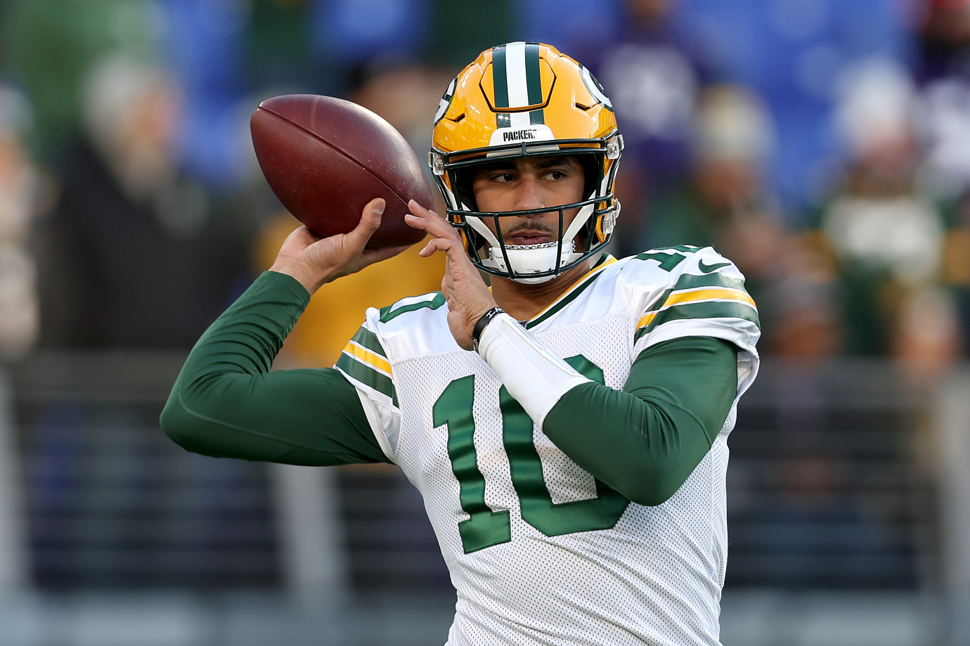 Packers quarterback Jordan Love's mom hyped during Packers-Bears game