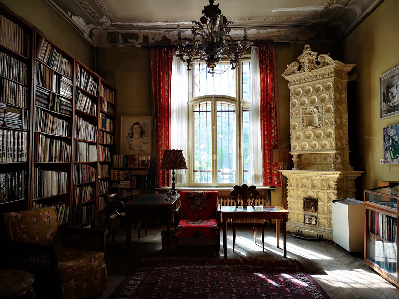 Casa Ligia și Pompiliu Macovei - Bookish Style