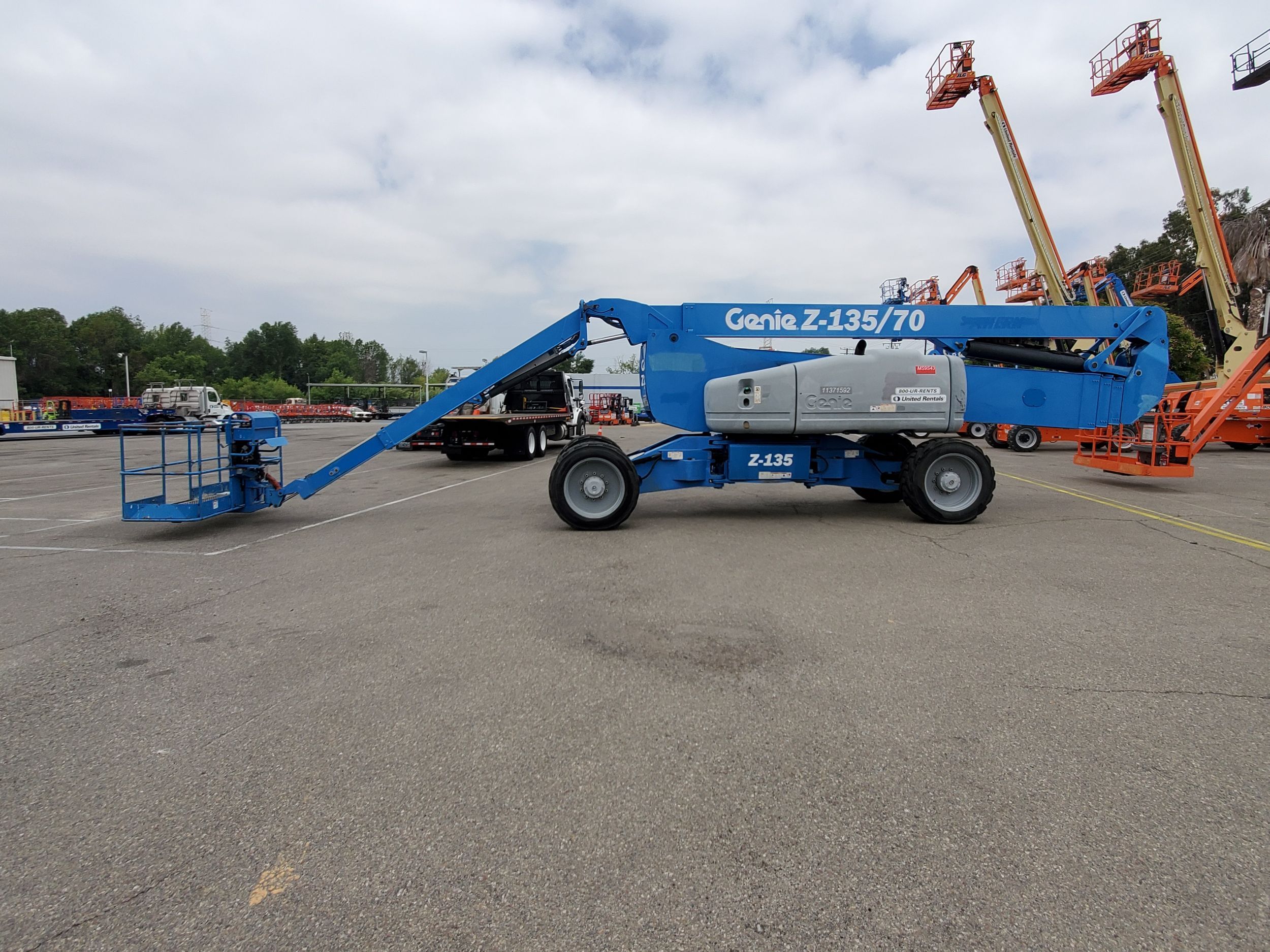 Used 2012 Genie Z-135/70 Articulating #A6419824 for sale Used 2012 Genie Z-135/70 Articulating #A6419824 for sale
