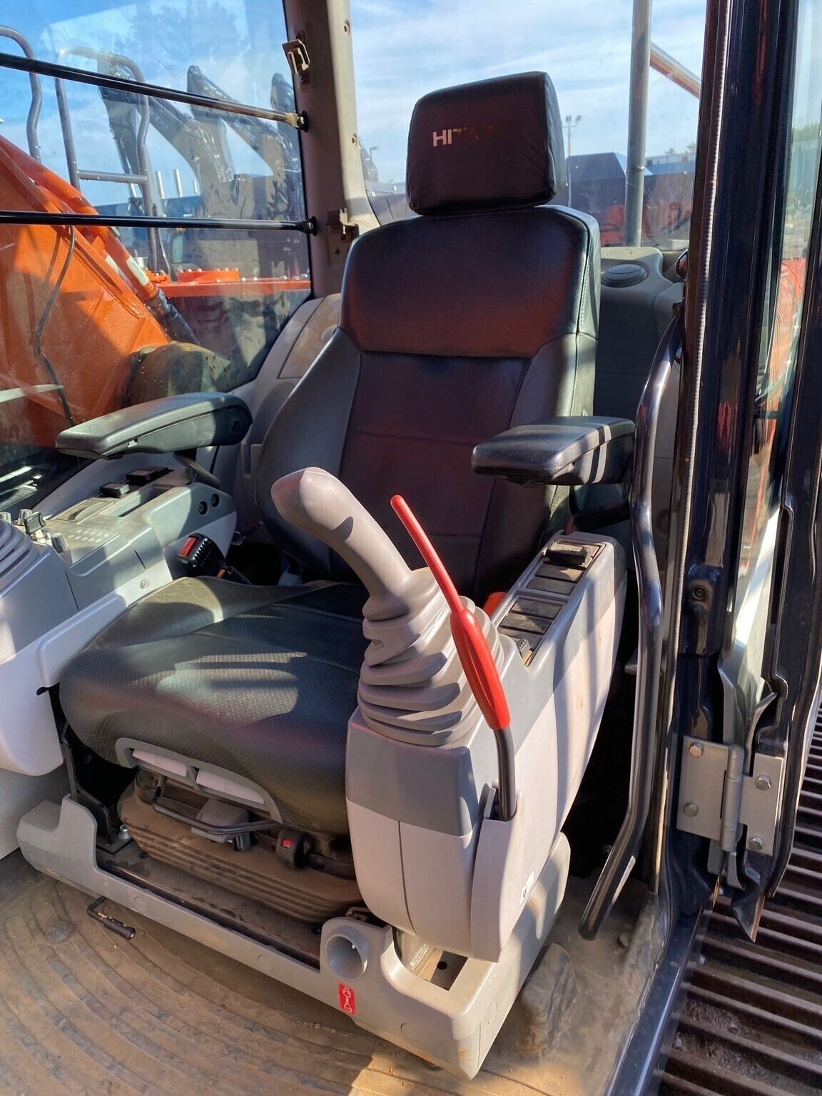Used 2021 Hitachi ZX350LC-6 Excavator #A1411242 for sale Used 2021 Hitachi ZX350LC-6 Excavator #A1411242 for sale